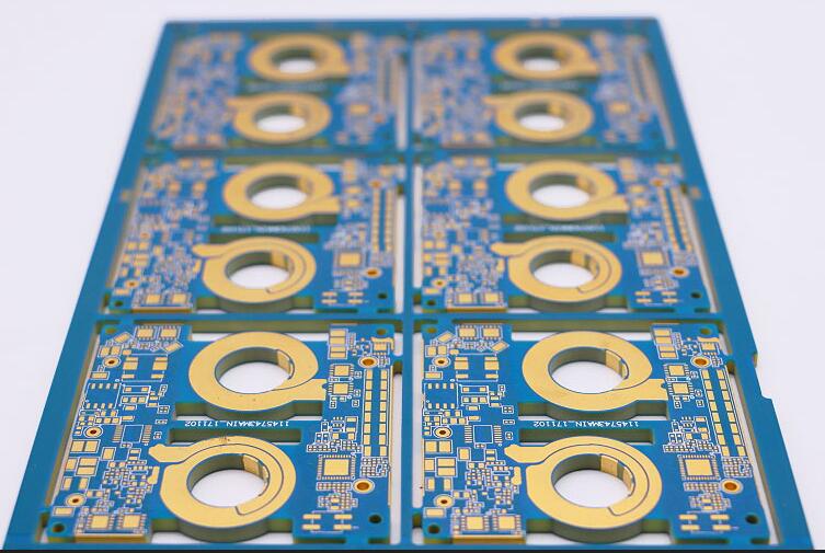 Heavy copper PCB